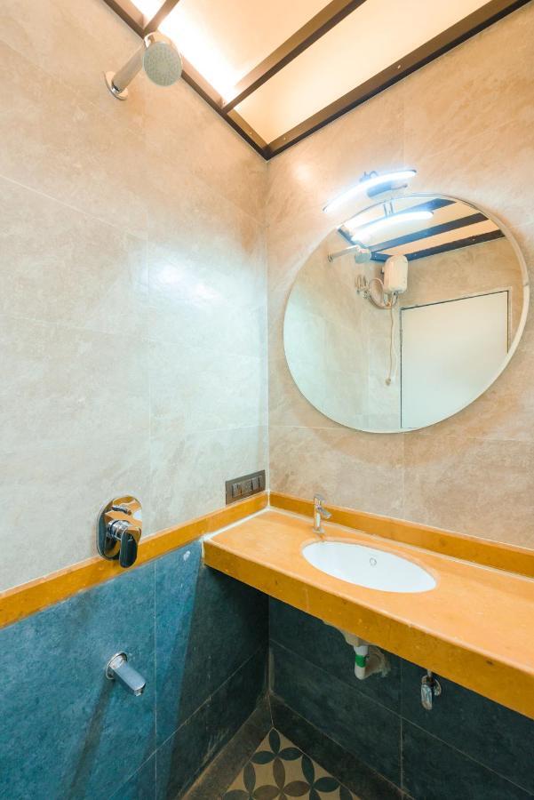 Traveller'S Inn Hotel - Fort 뭄바이 외부 사진