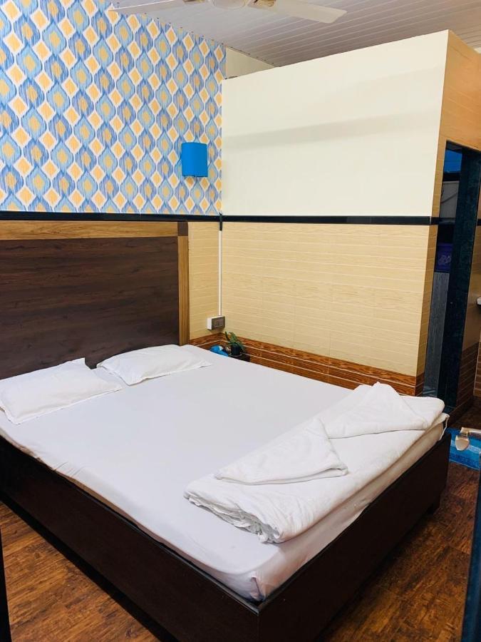 Traveller'S Inn Hotel - Fort 뭄바이 외부 사진
