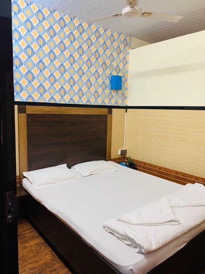 Traveller'S Inn Hotel - Fort 뭄바이 외부 사진