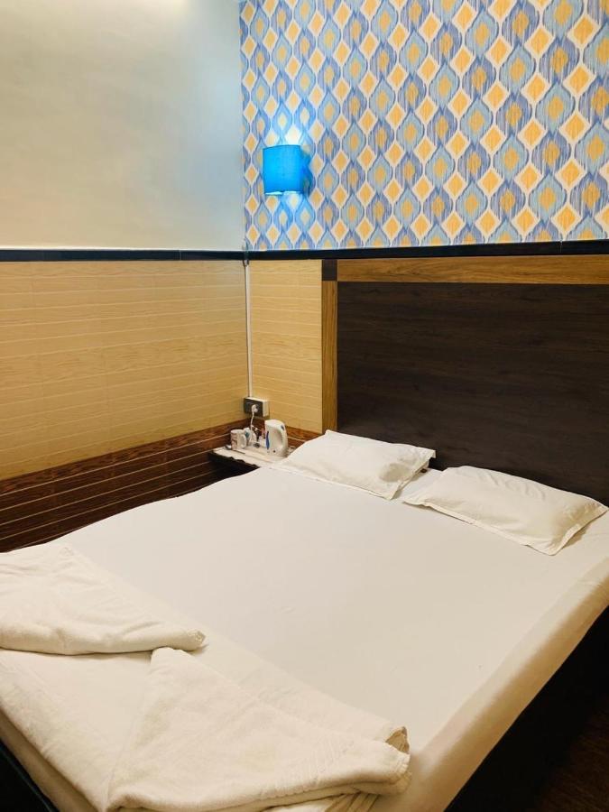 Traveller'S Inn Hotel - Fort 뭄바이 외부 사진